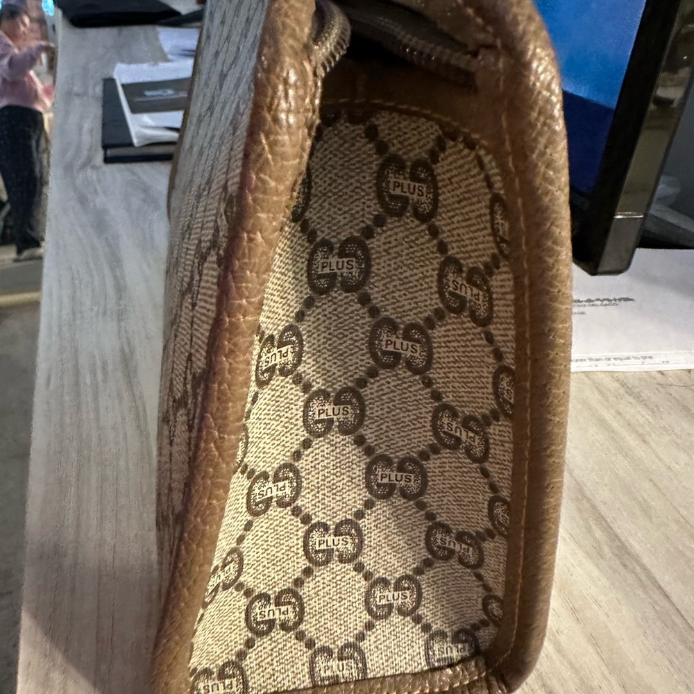 Gucci Brown Monogram Clutch -Authentic - Picture 6 of 9